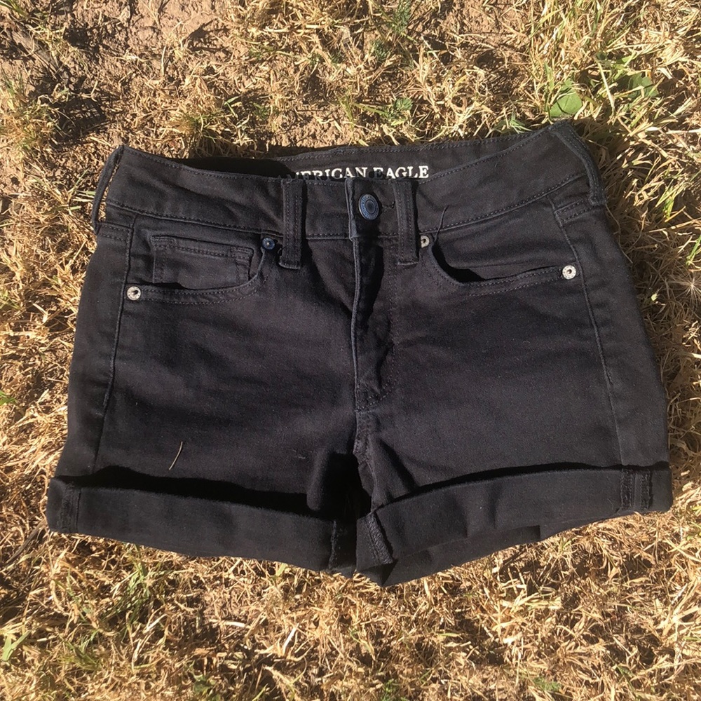 American Eagle Black Jean Shorts Size 2